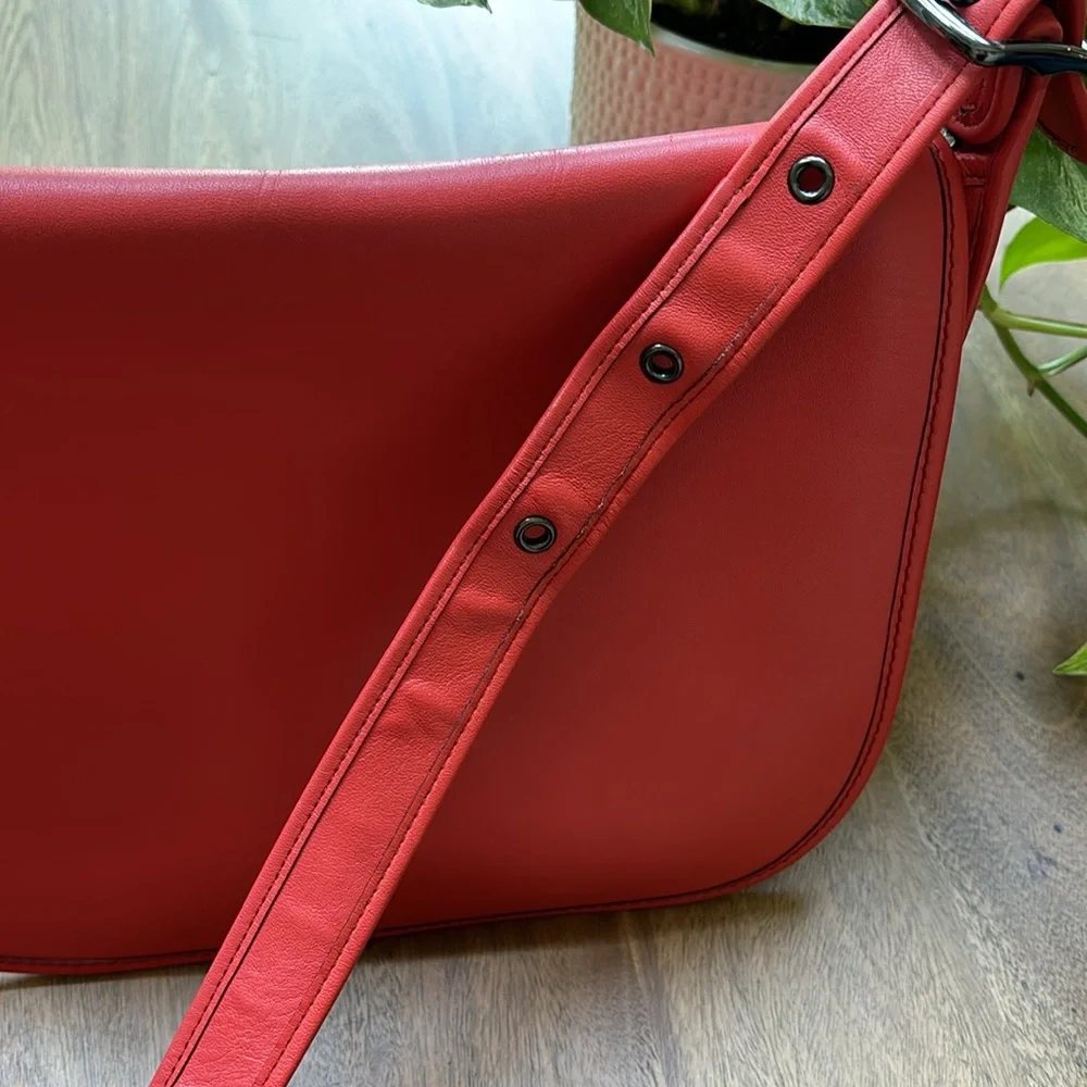 Coach LE Patricia Saddle Bag F38247 Watermelon Smooth Leather Crossbody - Picture 4 of 5